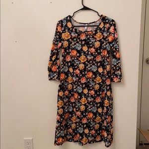 Pretty dress with roses on it!